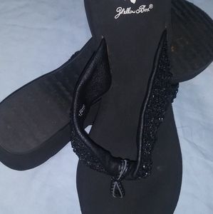 Yellow Box Black Sandals Women's Size 10